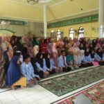 Pengajian ibu ibu desa Gaung Asam di Masjid Jamy 'Tut'taqwa